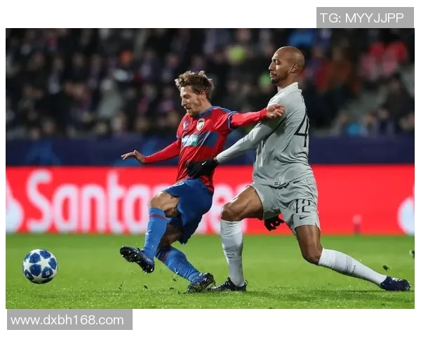 多特蒙德与加拉塔萨雷激战在即谁能在欧冠赛场上笑到最后